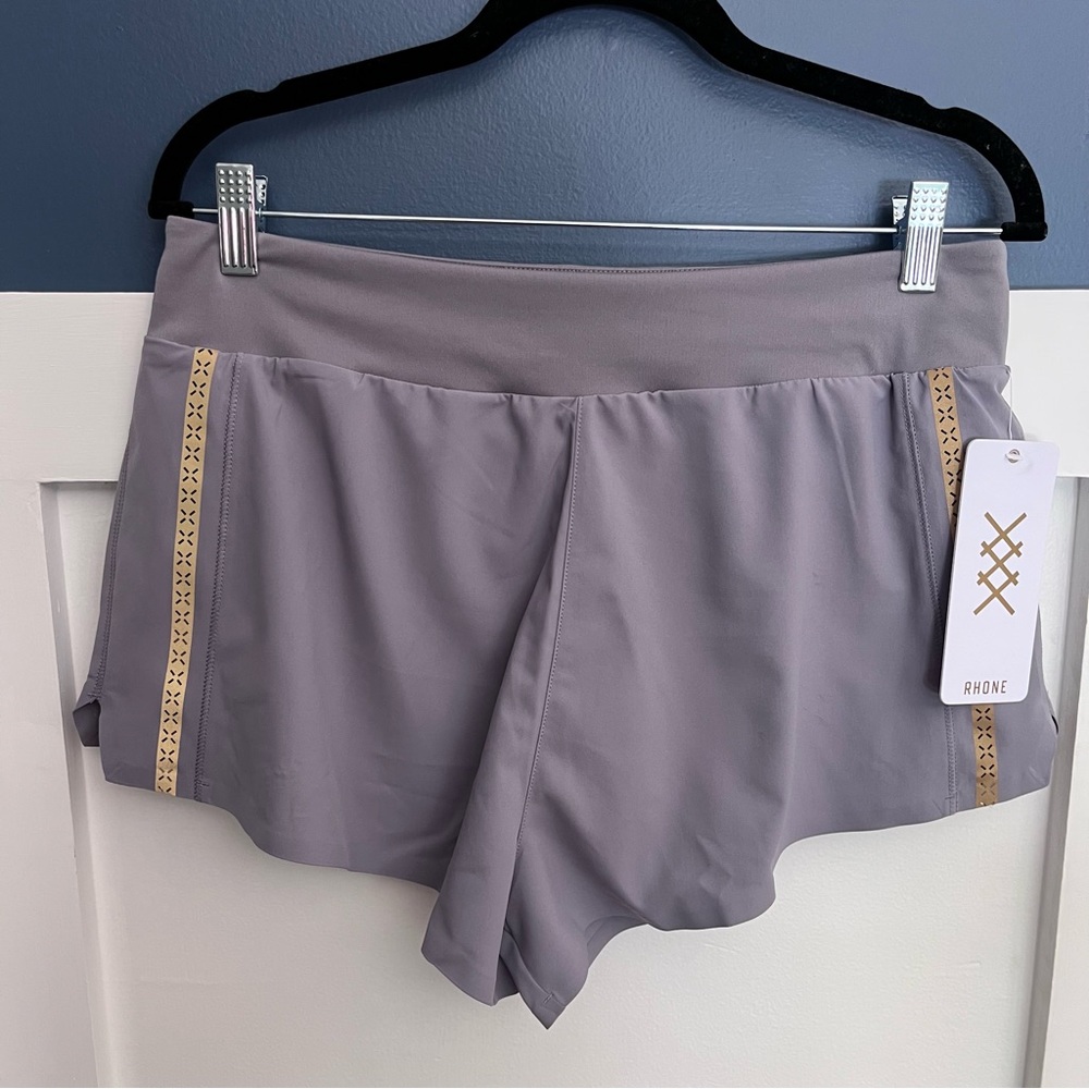 RHONE Women’s Breakaway Short Lined Gray/Gold